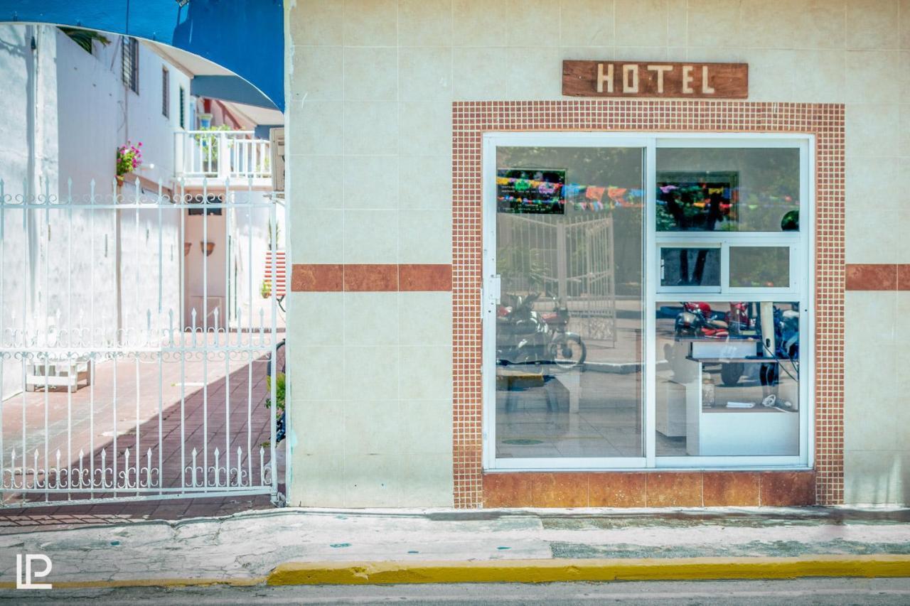 Hotel Quiam Playa del Carmen Ngoại thất bức ảnh